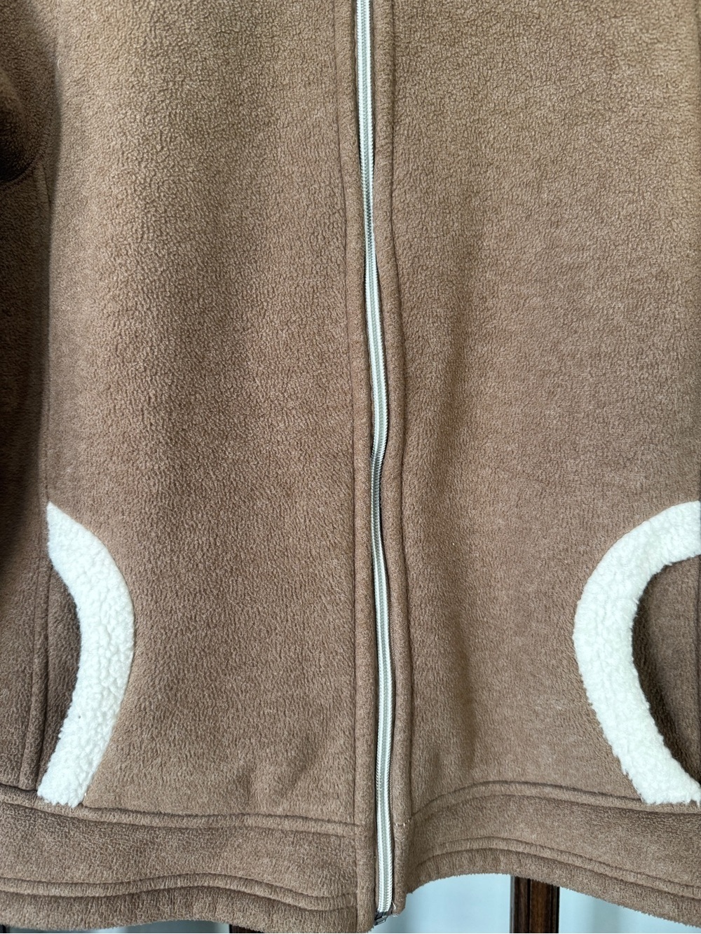 Telluride Clothing Co Women’s Medium Hooded Zip Jacket with Cream Sherpa Lining - Picture 4 of 7